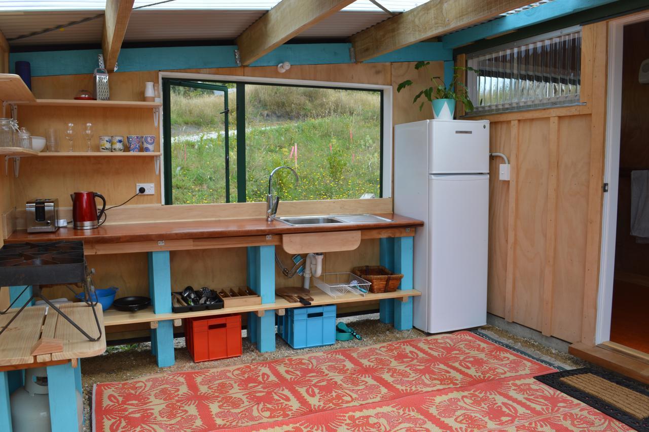 Sunrise Cabin At First Light Rangihaeata Retreat تاكاكا المظهر الخارجي الصورة